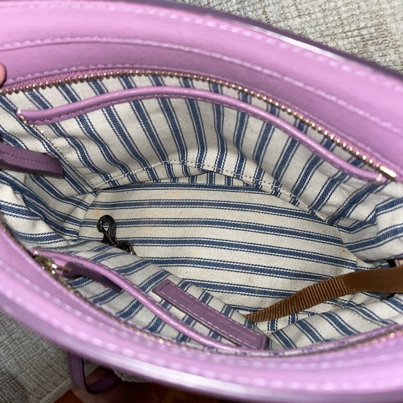 Dooney and Bourke crossbody bag - Picture 7 of 7